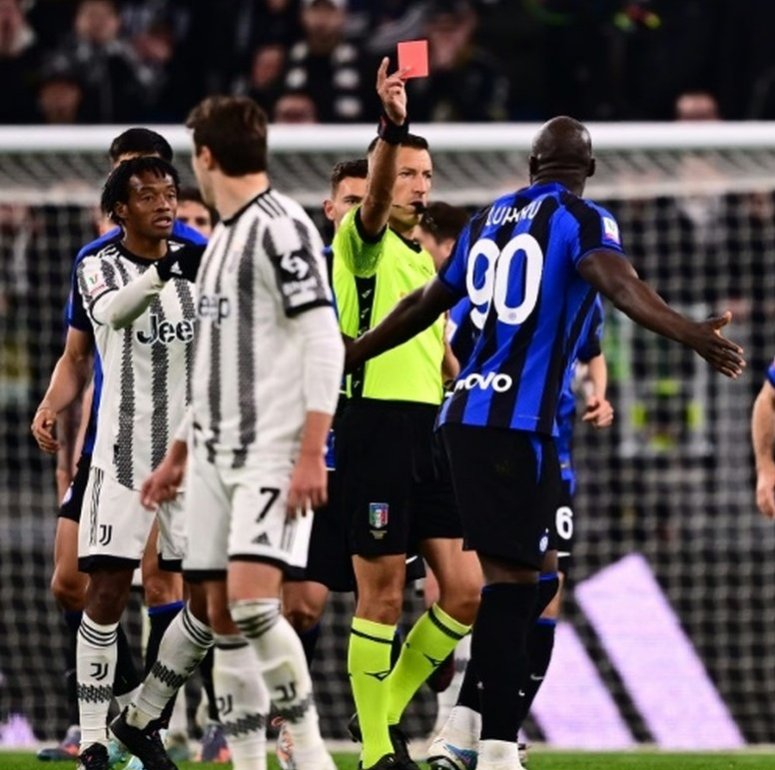 Những khoảnh khắc hài hước của Lukaku trong màu áo Inter Milan